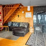 Feriehus Pondside Retreat & Canoe By Interhome Dehtare (South Bohemian)
