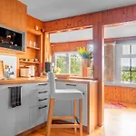 Pondside Retreat & Canoe By Interhome Feriehus Dehtare (South Bohemian)