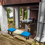 Pondside Retreat & Canoe By Interhome Feriehus Dehtare (South Bohemian)