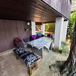 Feriehus Pondside Retreat & Canoe By Interhome Dehtare (South Bohemian)