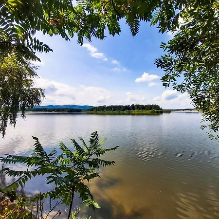 Pondside Retreat & Canoe By Interhome Holubovska Basta