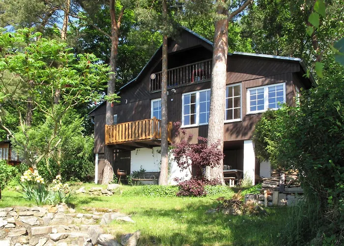 Feriehus Pondside Retreat & Canoe By Interhome Dehtare (South Bohemian)