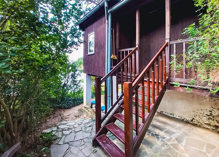 Pondside Retreat & Canoe By Interhome * Dehtare (South Bohemian)