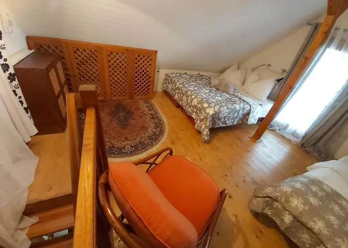 Pondside Retreat & Canoe By Interhome Holiday home Dehtare (South Bohemian)