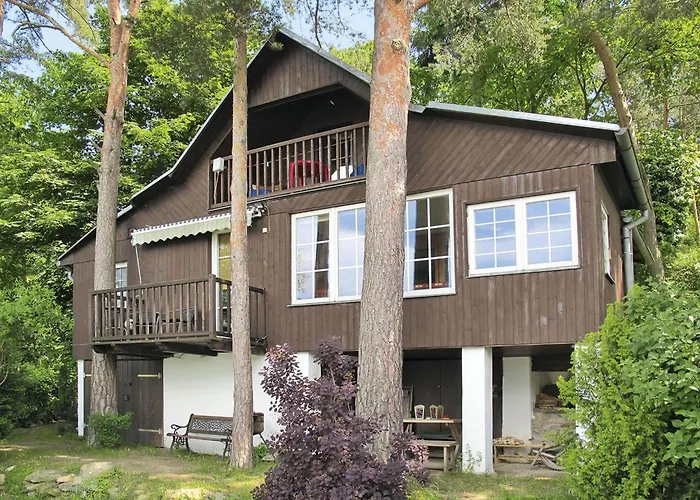 Pondside Retreat & Canoe By Interhome *