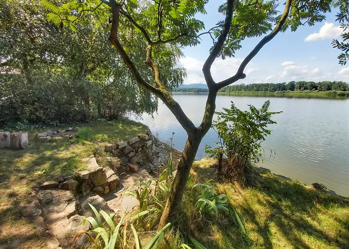 Pondside Retreat & Canoe By Interhome Dehtare (South Bohemian)